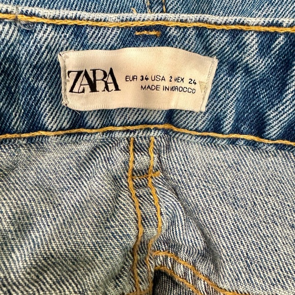 Zara Classic Blue Denim Shorts - Picture 3 of 4